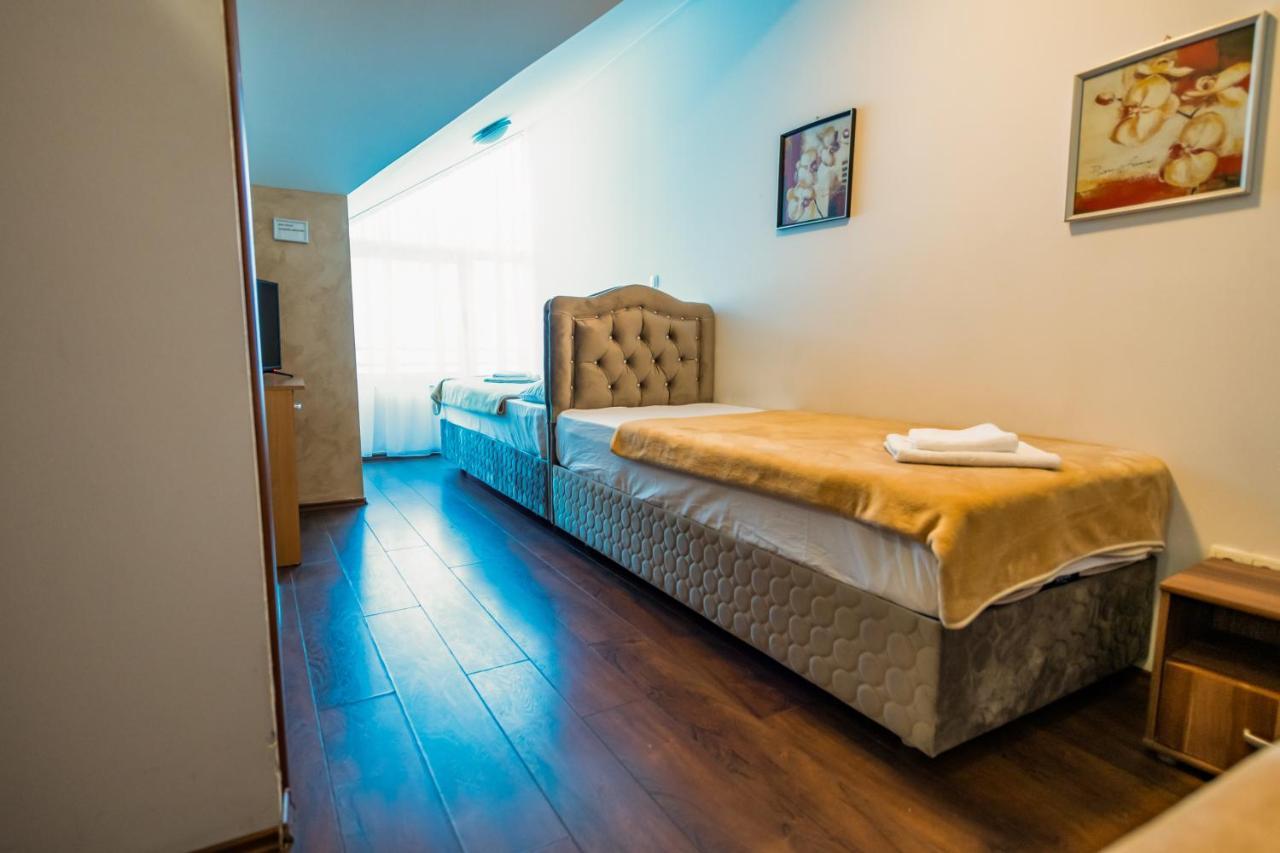 Hotel Oasis Gnojnice Экстерьер фото