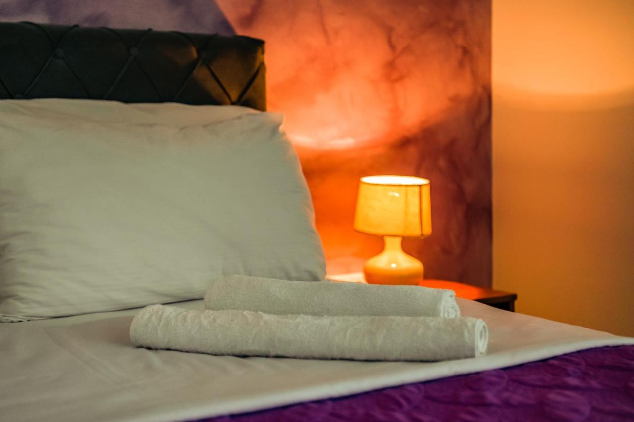 Hotel Oasis Gnojnice Экстерьер фото