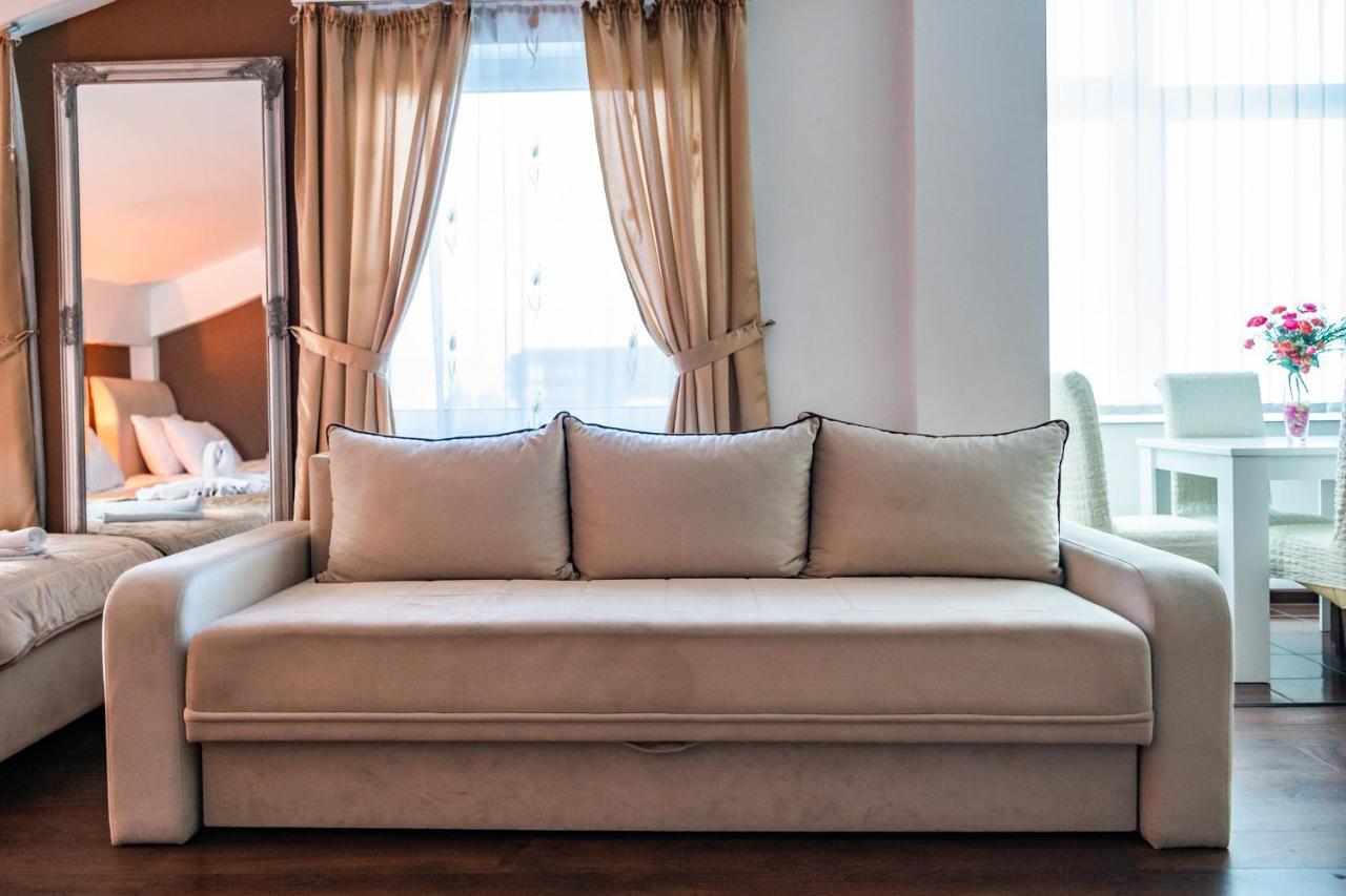 Hotel Oasis Gnojnice Экстерьер фото