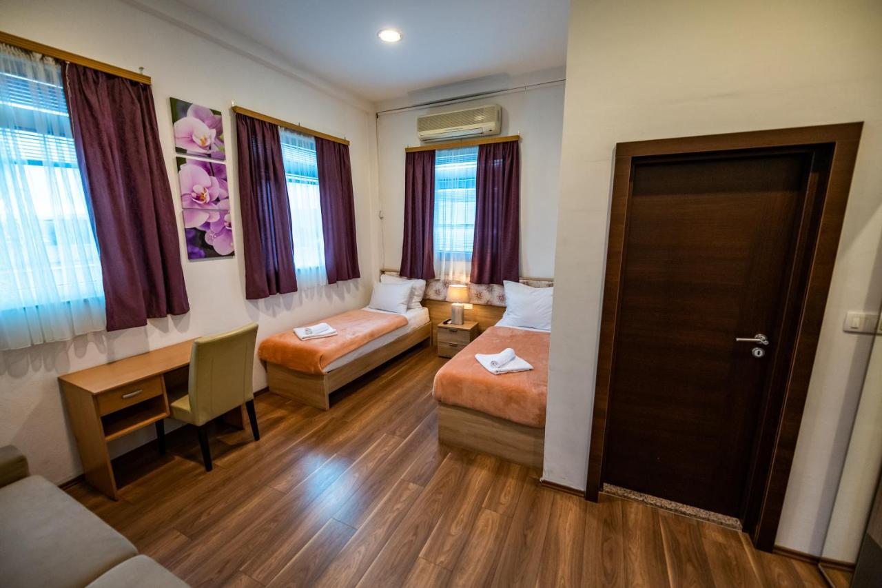Hotel Oasis Gnojnice Экстерьер фото
